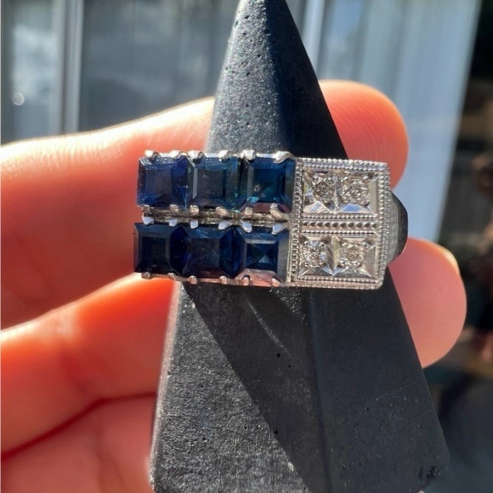 Vintage solid platinum genuine sapphire/Diamond art deco filigree ring 6.75